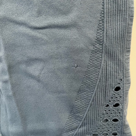 Teal Gymshark leggings size M? - Picture 2 of 5